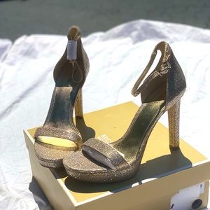 ⭐️SOLD⭐️ Michael Kors Gold Platform Heeled Sandals - sz 9.5